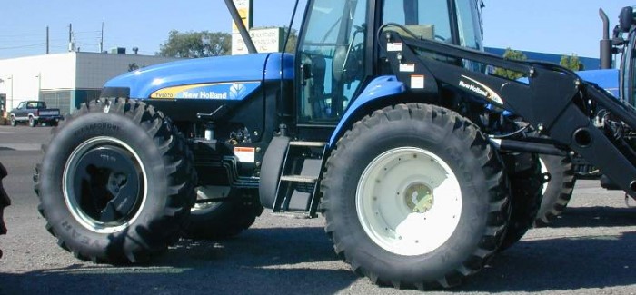 TV6070 Bidirectional Tractor